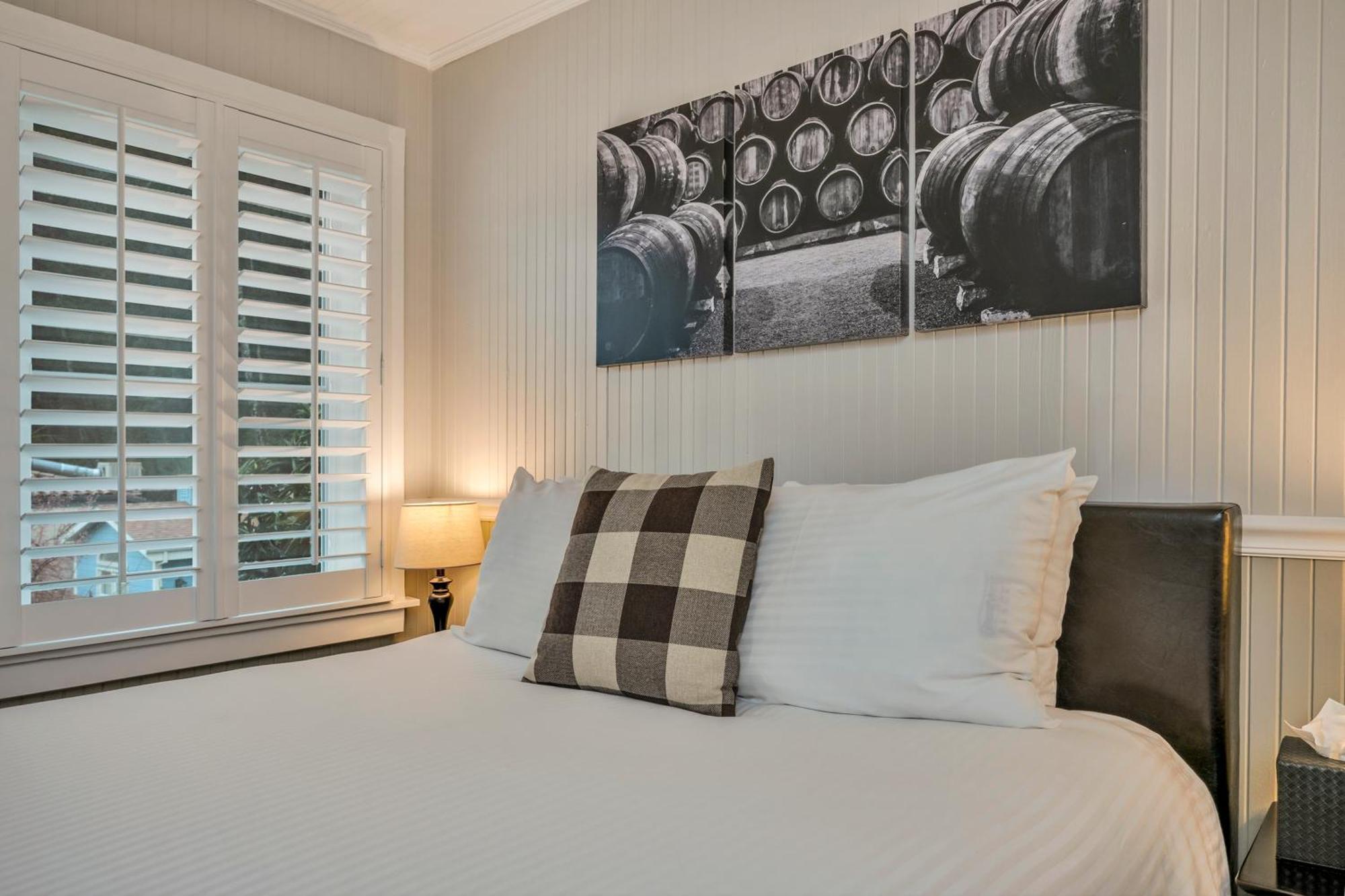 Calistoga Wine Way Inn Экстерьер фото