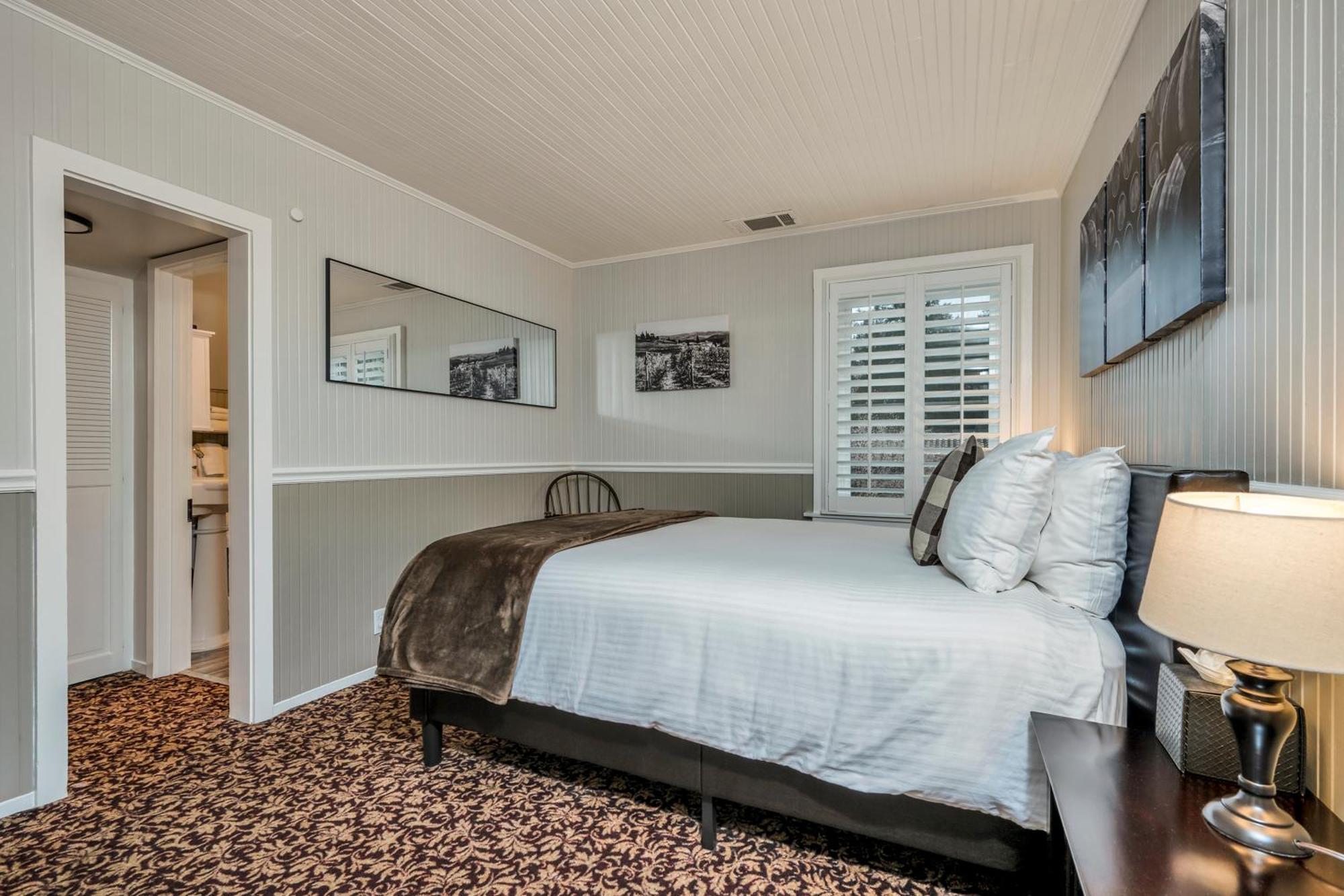 Calistoga Wine Way Inn Экстерьер фото