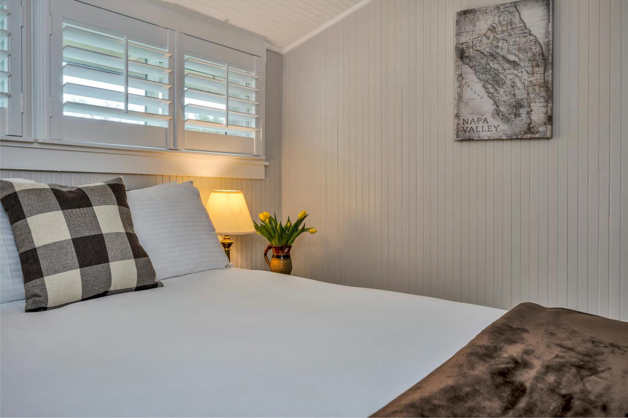 Calistoga Wine Way Inn Экстерьер фото