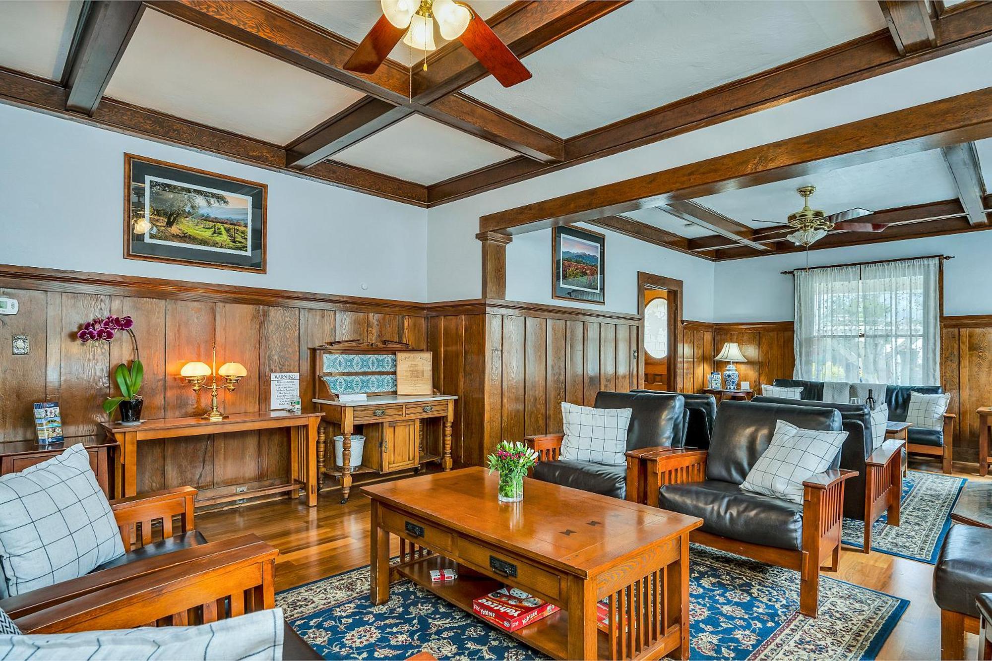 Calistoga Wine Way Inn Экстерьер фото